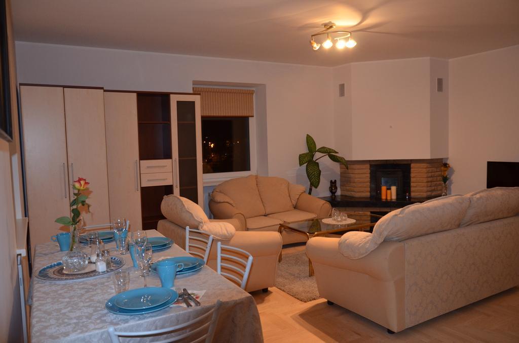 With Outdoor Jacuzzi And Sauna Vilnius